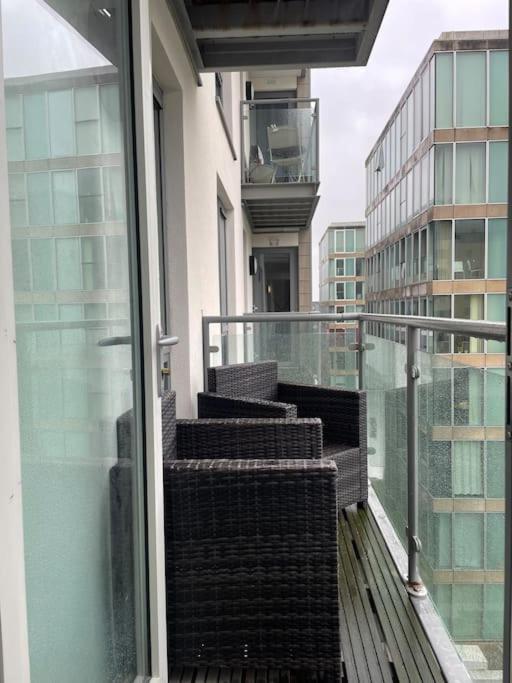 City Center Refurbished Apt With Balcony Milton Keynes Eksteriør billede